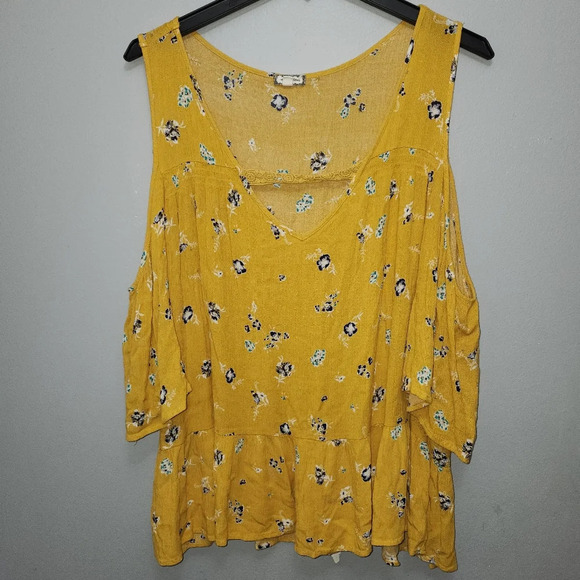 Eyeshadow Tops - Eyeshadow women's blouse size 2X floral yellow
